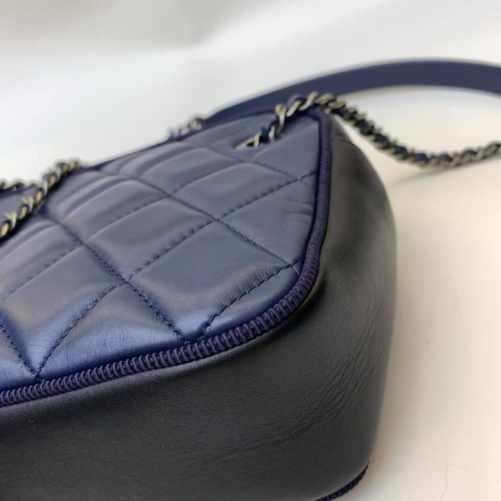 SOLD‼️Authentic Chanel small Ballerine Camera Case - Picture 5 of 16